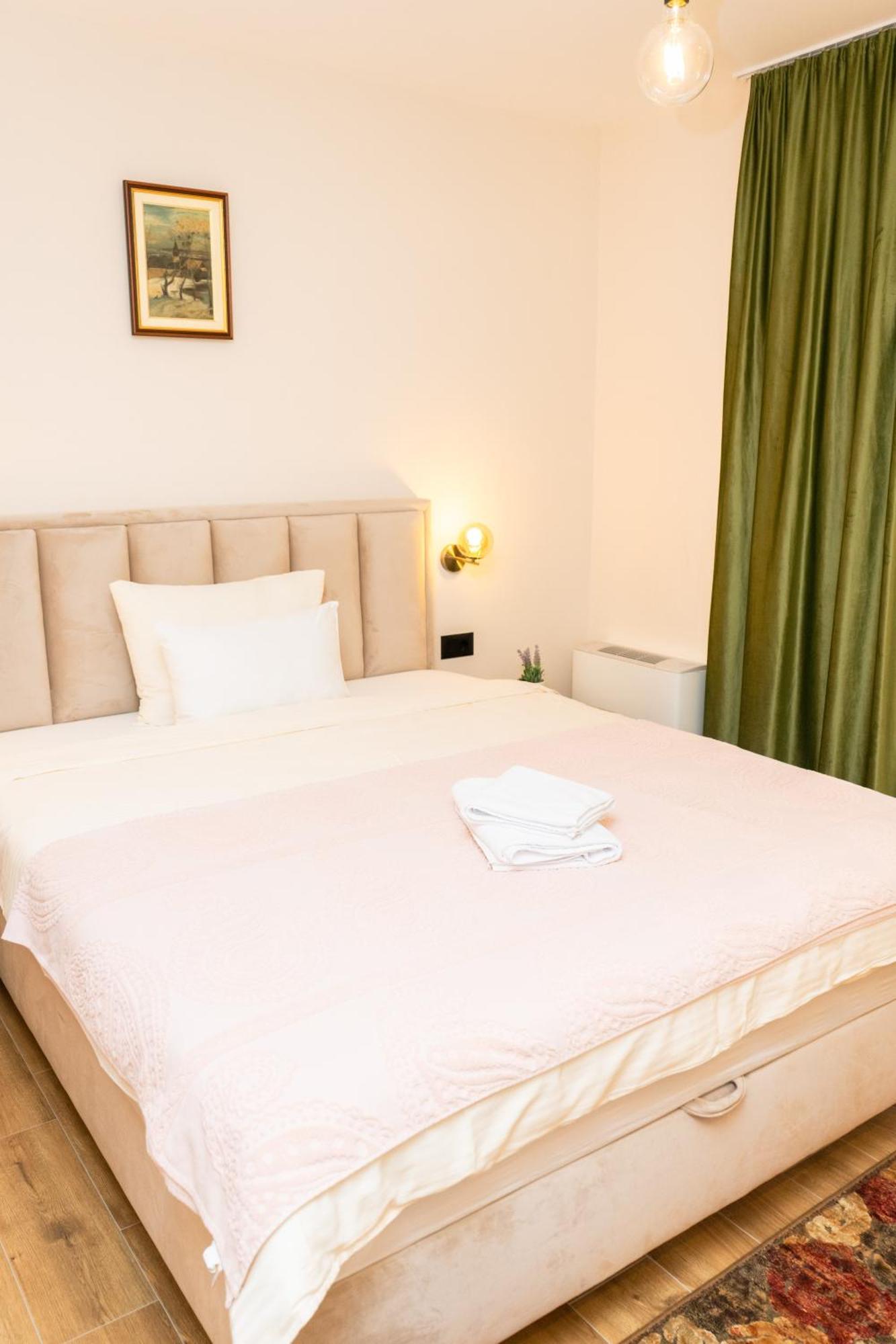 Merak Rooms & Caffe Bar Šabac Екстериор снимка