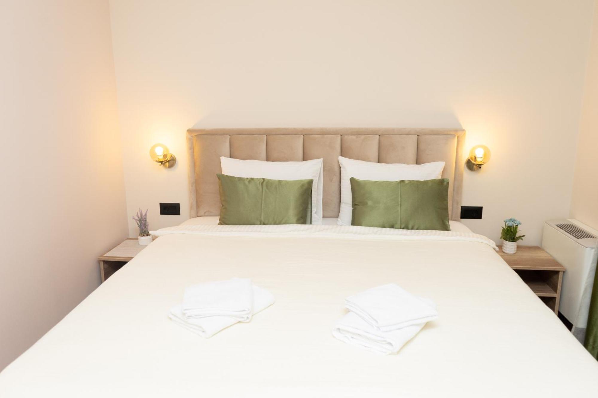 Merak Rooms & Caffe Bar Šabac Екстериор снимка