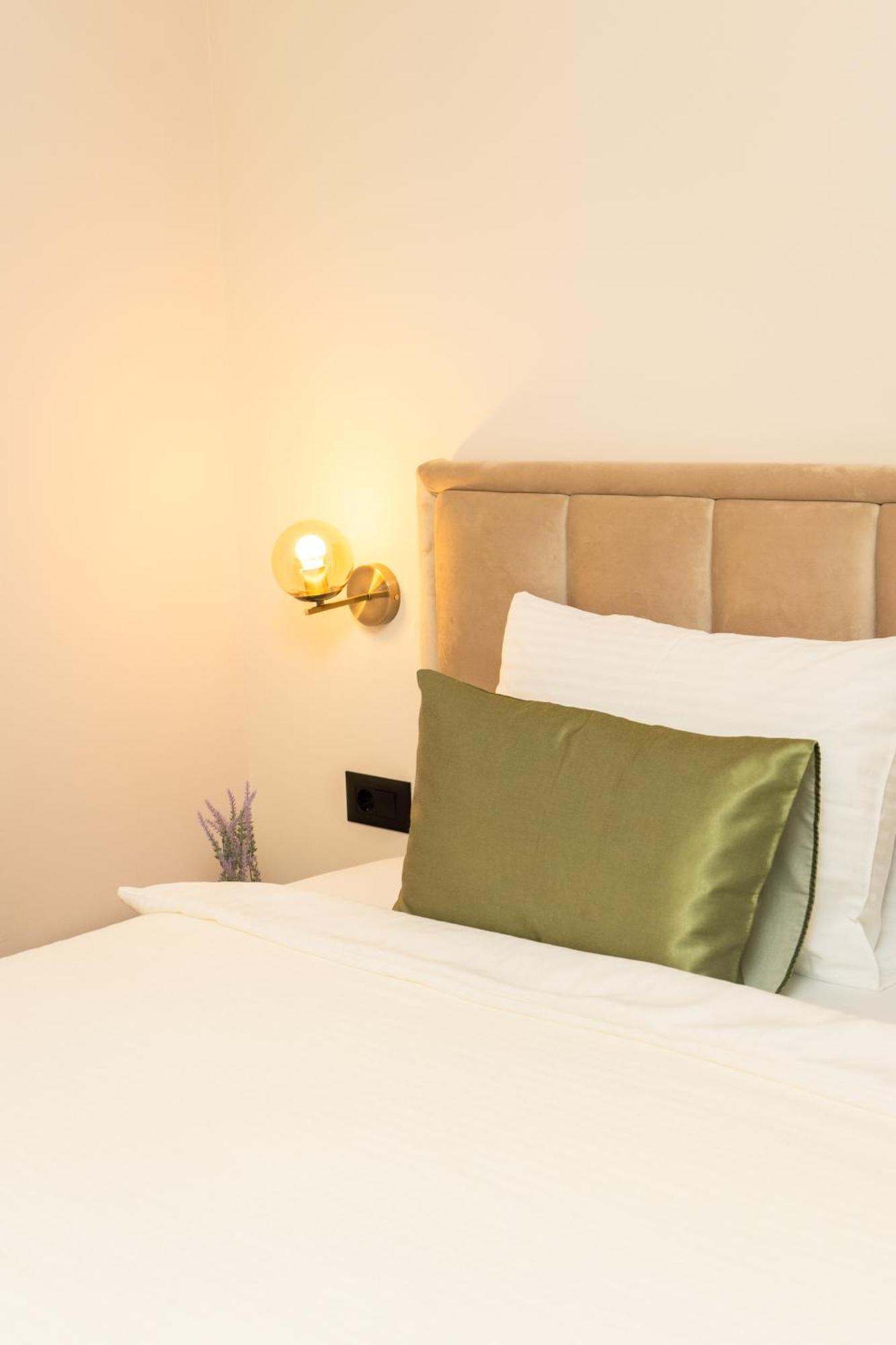 Merak Rooms & Caffe Bar Šabac Екстериор снимка
