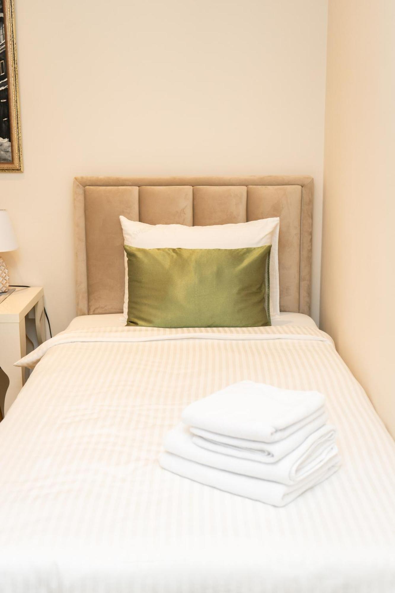 Merak Rooms & Caffe Bar Šabac Екстериор снимка