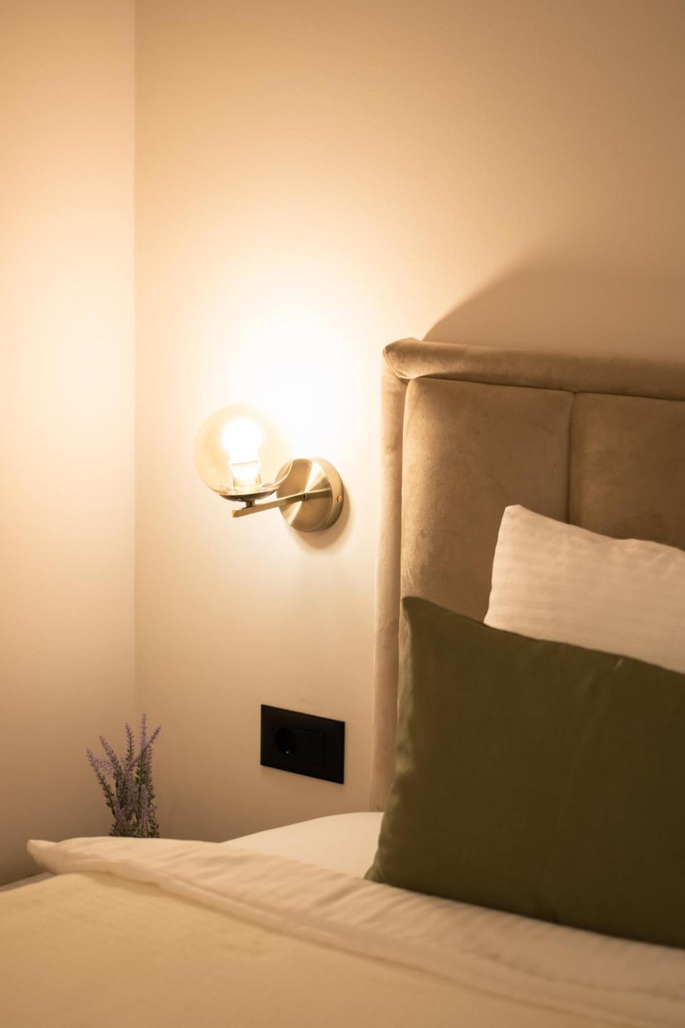 Merak Rooms & Caffe Bar Šabac Екстериор снимка